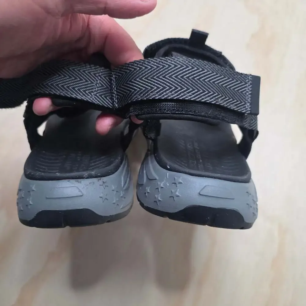 Skechers relaxed fit